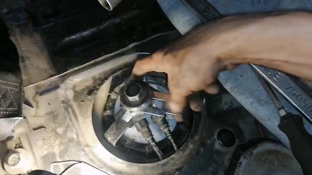 Lifan X60' Замена Топливного Насоса... смотреть онлайн