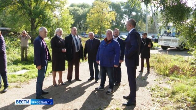 Депутаты Ярославской областной Думы проверили ремонт кровли двух многоквартирных домов в Ростове смотреть онлайн