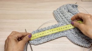 ШИКАРНЫЕ САПОЖКИ-НОСОЧКИ С КОСАМИ ДОМАШНИЕ СПИЦАМИ, Вяжем вместе.