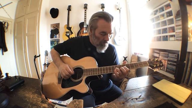 Takamine GN51CE-NAT смотреть онлайн