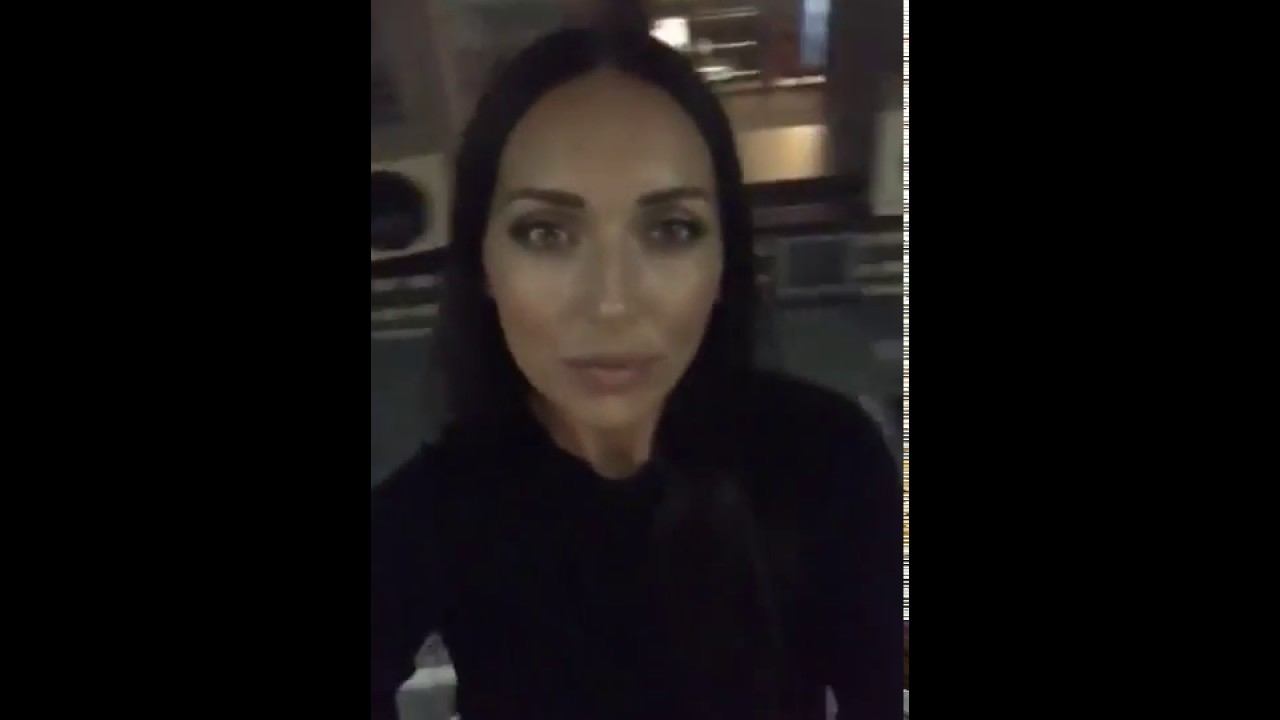 Алсу. Кусочек песни Love U Back, 06.04.2018 смотреть онлайн