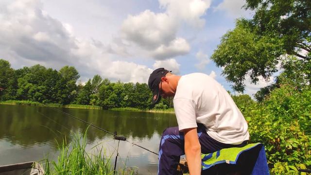 Ловля плотвы на фидер на реке. Рыбалка 2020 смотреть онлайн