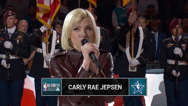 Carly Rae Jepsen Sings The Canadian National Anthem | 2019 NBA All-Star смотреть онлайн