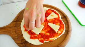 Влад и Никита играют с игрушками - Веселые истории для детей