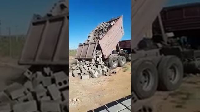 Выгрузка кирпича