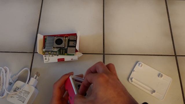 Raspberry Pi 5 Unboxing Active Cooler and Case смотреть онлайн