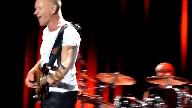 Sting - Desert Rose (Live in Moscow, Olympic Stadium, 25.07.2012) смотреть онлайн