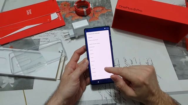 OnePlus 8 Pro - Unboxing Ita e Primo Avvio смотреть онлайн