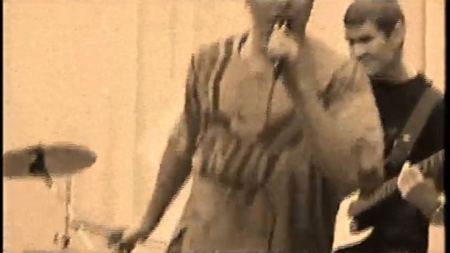 СФЕРА - Разбитое окно (2004).wmv смотреть онлайн