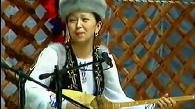 Айнура менен Элмирбектин айтышы