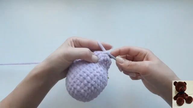 Плюшевый медвежонок крючком. МК. Часть 2 (верхние лапки) смотреть онлайн