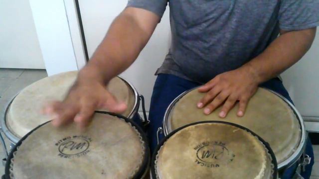 Ritmo de bolero en congas y bongo смотреть онлайн