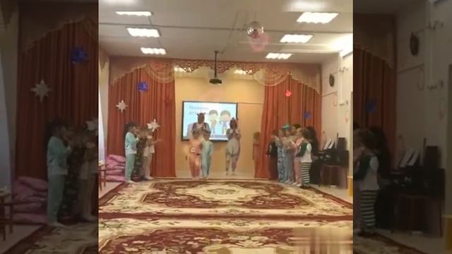 Пижамная вечеринка смотреть онлайн