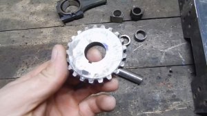 интересная самоделка!!!!! сверлильный станок своими руками