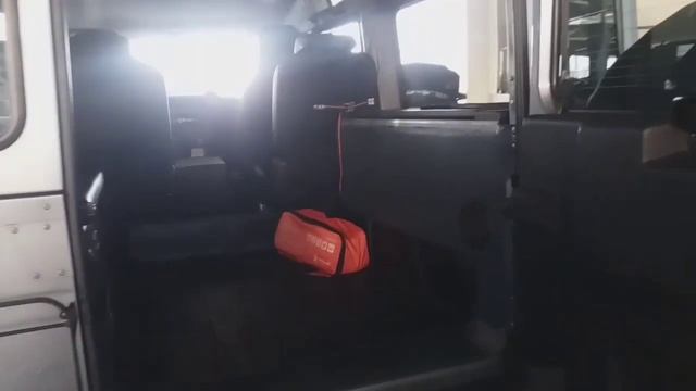 Land Rover Defender смотреть онлайн