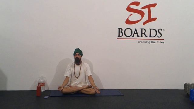 Learn to Act & Not React with Kundalini Yoga смотреть онлайн