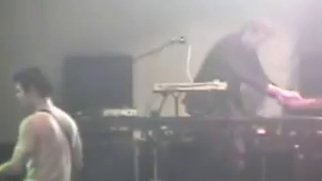 Maroon 5 - Highway to Hell (Live) смотреть онлайн