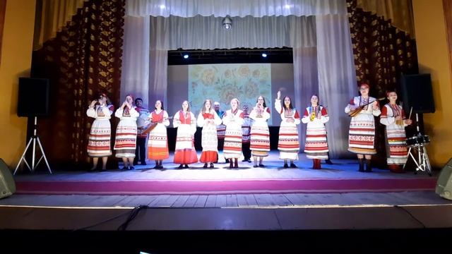 Галина Харченко, Вероника Татарова и детский фольклорный коллектив "Околица" (Суземский район) смотреть онлайн