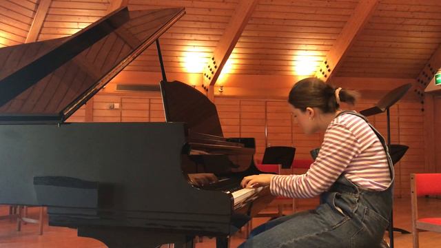 Music Mondays | Emily | Piano смотреть онлайн