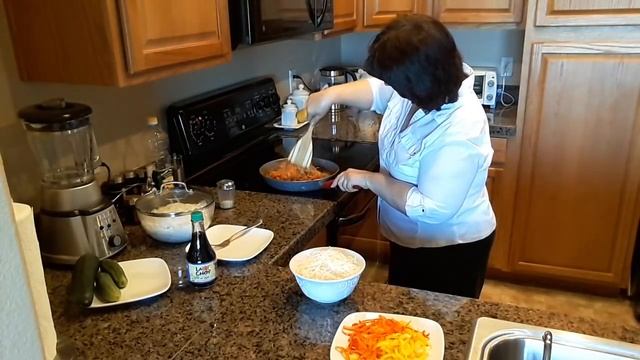 Фунчоза с мясом и овощами#Sweet World# смотреть онлайн