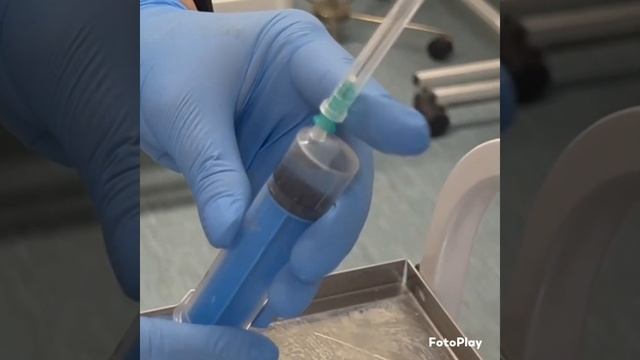 как вытеснить воздух из шприца.