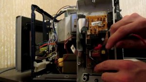 Микроволновая печь Samsung «не включается» ремонт.