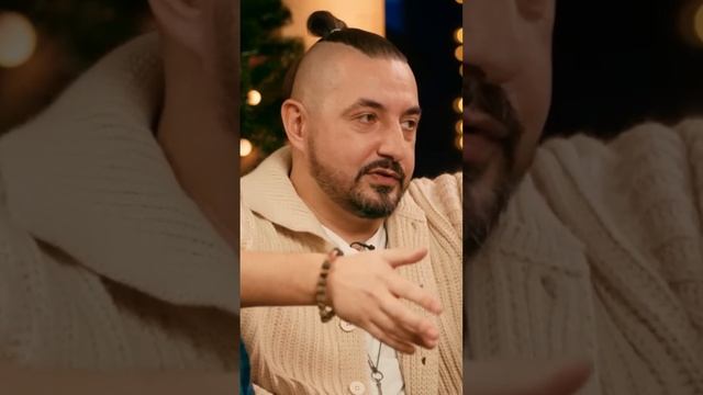 Постановка голоса и речи | Сергей Матвиенко и Антон Шастун про педагога по вокалу...#Контакты смотреть онлайн