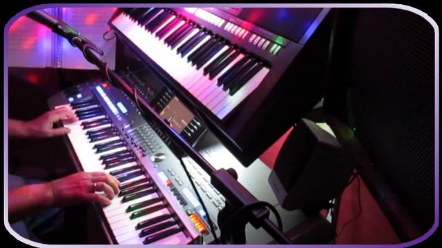 "Nights in white satin" The Moody Blues on Tyros 5. смотреть онлайн