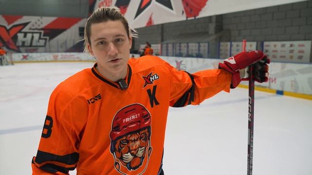 ИГРАЕМ В ХОККЕЙ КЛЮШКАМИ С МАРКЕТПЛЕЙСОВ | ЯНДЕКС МАРКЕТ, ОЗОН, WILDBERRIES смотреть онлайн