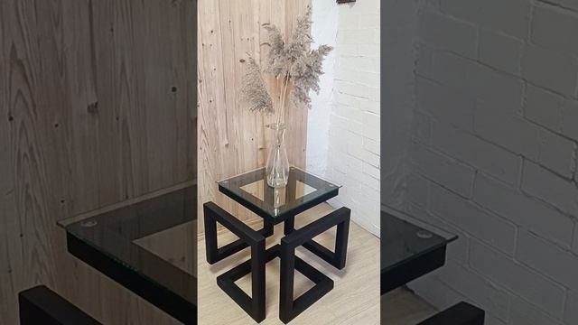 Журнальный стол в стиле LOFT со стеклом " Куб" 47х47х48 смотреть онлайн