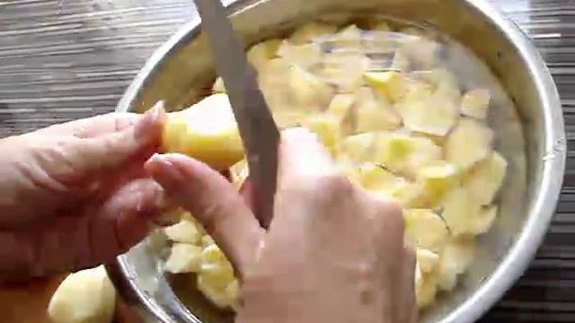 Курица с картошкой и грибами под сыром. Запеченная картошка смотреть онлайн