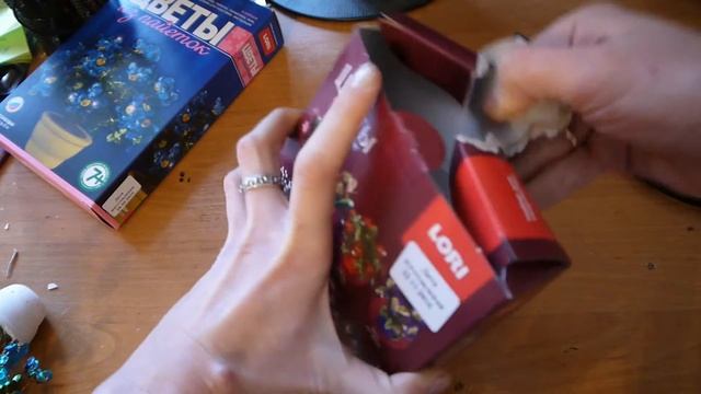 /ЦВЕТЫ ИЗ ПАЙЕТОК/ ГОТОВАЯ РАБОТА НЕЗАБУДКИ/РАСПАКОВКА НАБОРА смотреть онлайн