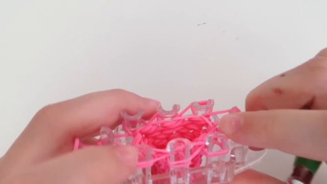 Rainbow Loom 3D Schleife (Masche) - deutsche Anleitung смотреть онлайн