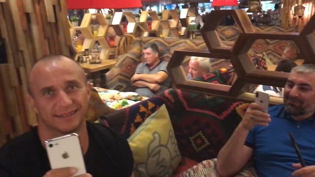 Популярный Ресторан(1) Чайхана на Старом Арбате. Москва. Россия. 22 июля 2019