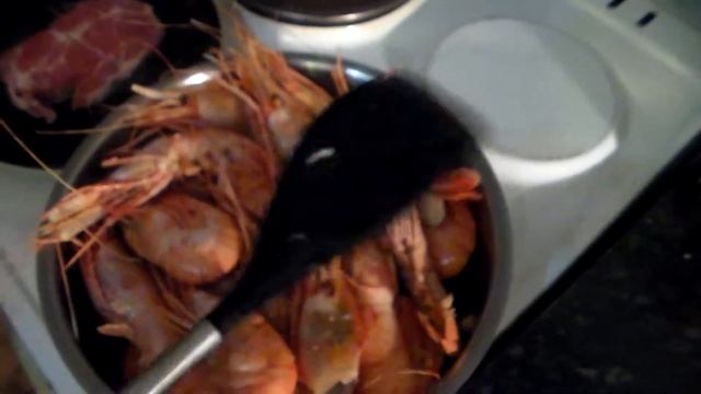 2 в одном! Креветки с чесноком и вкуснейший стейк? смотреть онлайн