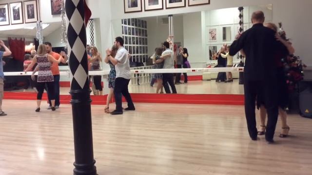 Volcadas. Ученики школы EdissaDNItango смотреть онлайн