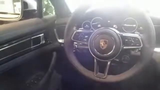 New 2018 Porsche Panamera Farmington MI Detroit, MI #H718154 смотреть онлайн