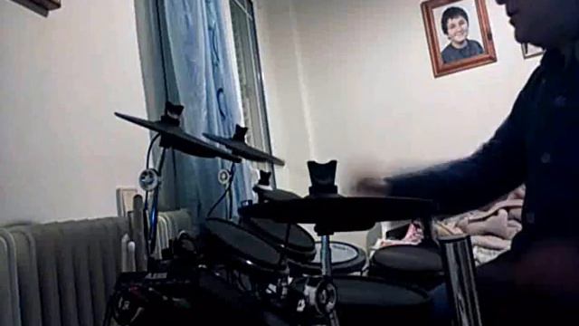 Improvisations with Alesis Forge Kit. смотреть онлайн