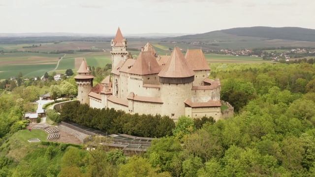 Kreuzenstein Castle-LOWER AUSTRIA смотреть онлайн