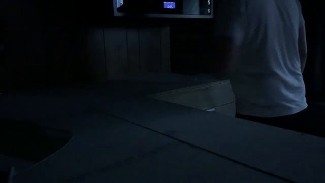 LED vs Halogen bulbs on the new whirlpool WMH78019HZ over the range convection microwave смотреть онлайн