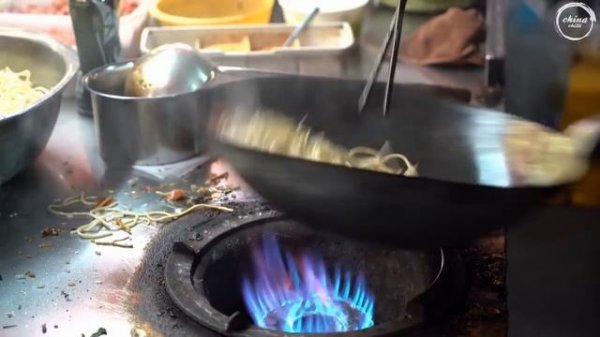Chinese street food-best fried rice , fried noodles at night market Awesome Wok Technique