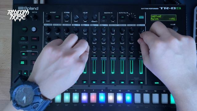 The Roland TR8s has some really cool FM sounds! смотреть онлайн