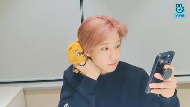 [RUS SUB] STRAY KIDS HAN JISUNG BIRTHDAY VLIVE (210914) смотреть онлайн