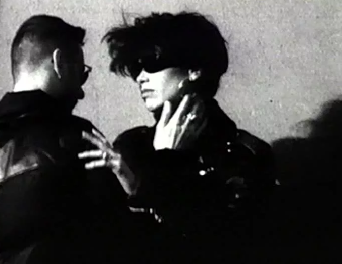 Depeche Mode - Policy Of Truth.mp4 смотреть онлайн