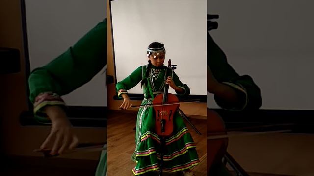 Невероятно классно играет на Кыл-кубызе!!! 👍 Такмактар. Лейла Нугаманова, 10 лет. смотреть онлайн