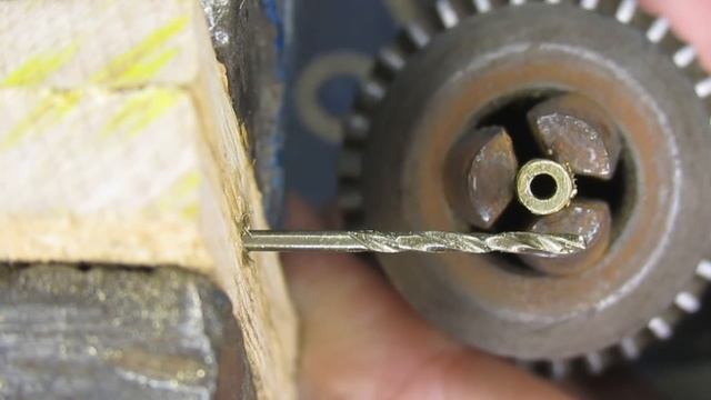 Проверенная латунная подвеска Шайба, на безмотыльную мормышку или чертик для зимней рыбалки! смотреть онлайн