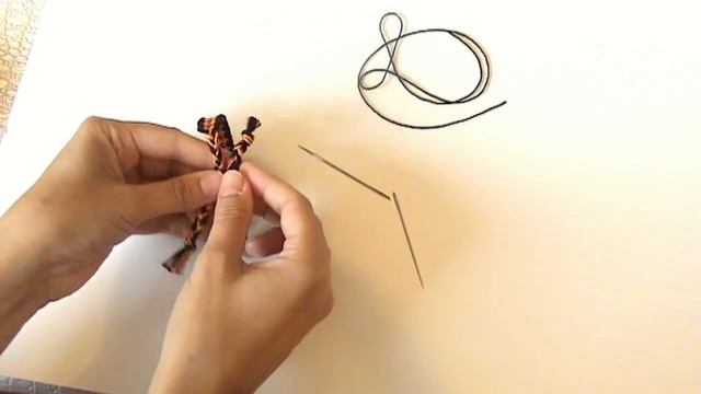 Tuto : fermeture de bracelets / comment attacher son bracelet смотреть онлайн