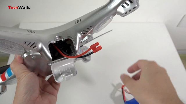 Syma X8G Drone Quadcopter with 8MP HD Camera Unboxing смотреть онлайн