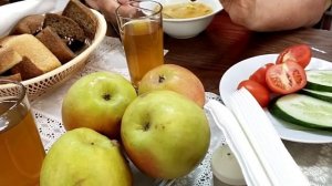 САНАТОРИЙ" ЦЕЛЕБНЫЕ ВОДЫ" КАК КОРМЯТ ОТДЫХАЮЩИХ.ОБЗОР ЕДЫ.