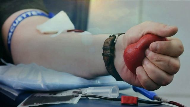 Как попасть к ребёнку на праздник 1 сентября? смотреть онлайн